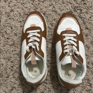 Modern Street Fashion Vegan Leather and Suede Tan and White Women's Sneakers